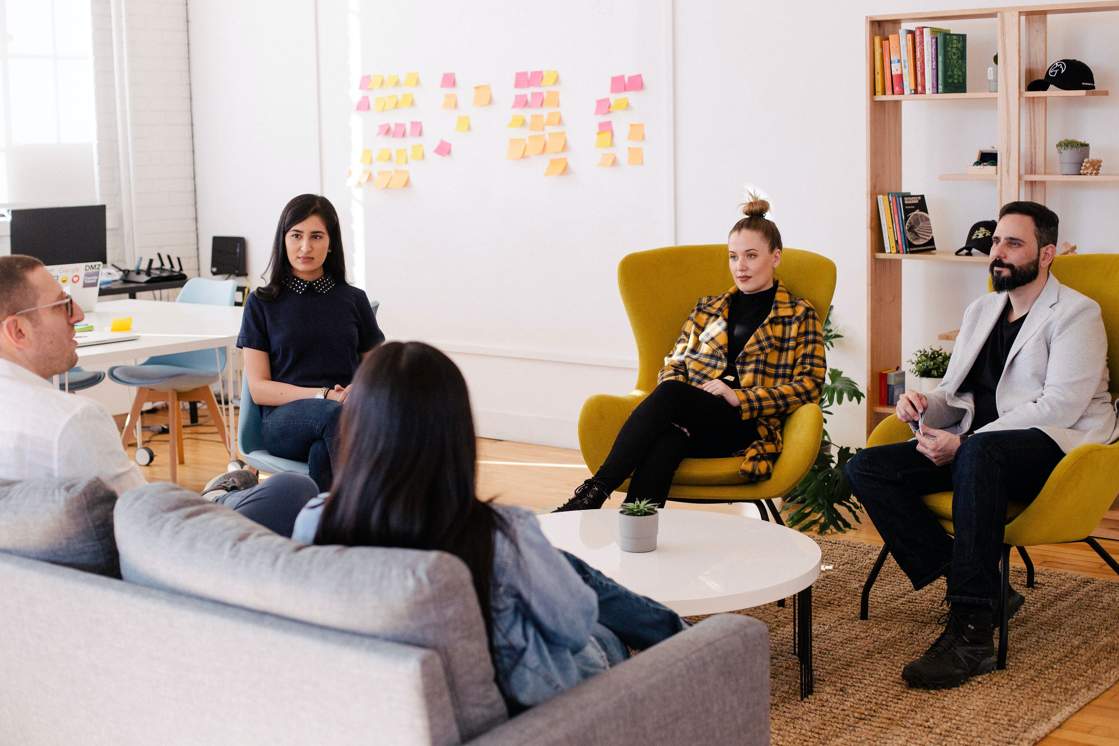 5 tips to attract the right talent in a saturated market